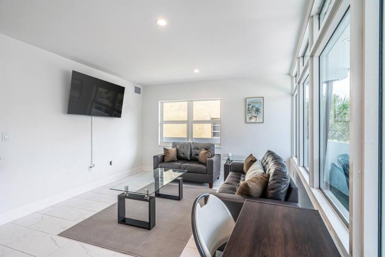 The Purple Pelican Beachfront With Ocean Balcony Unit 1 ฟอร์ต ลอเดอร์เดล ภายนอก รูปภาพ